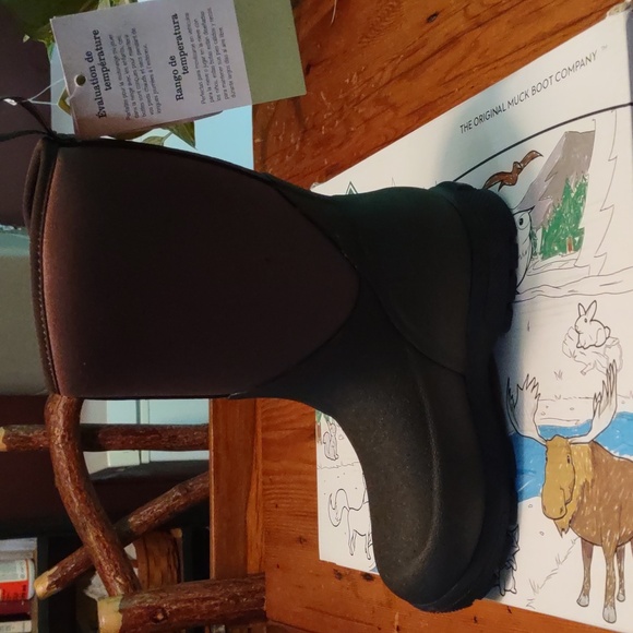 New in box muck boot youth element brown sz 12 - Picture 3 of 9